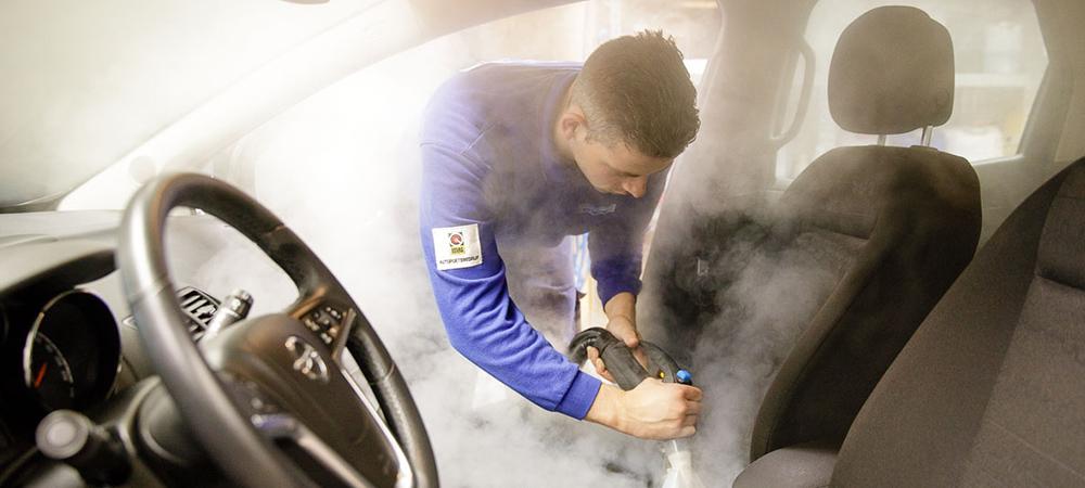 Auto interieur reinigen
